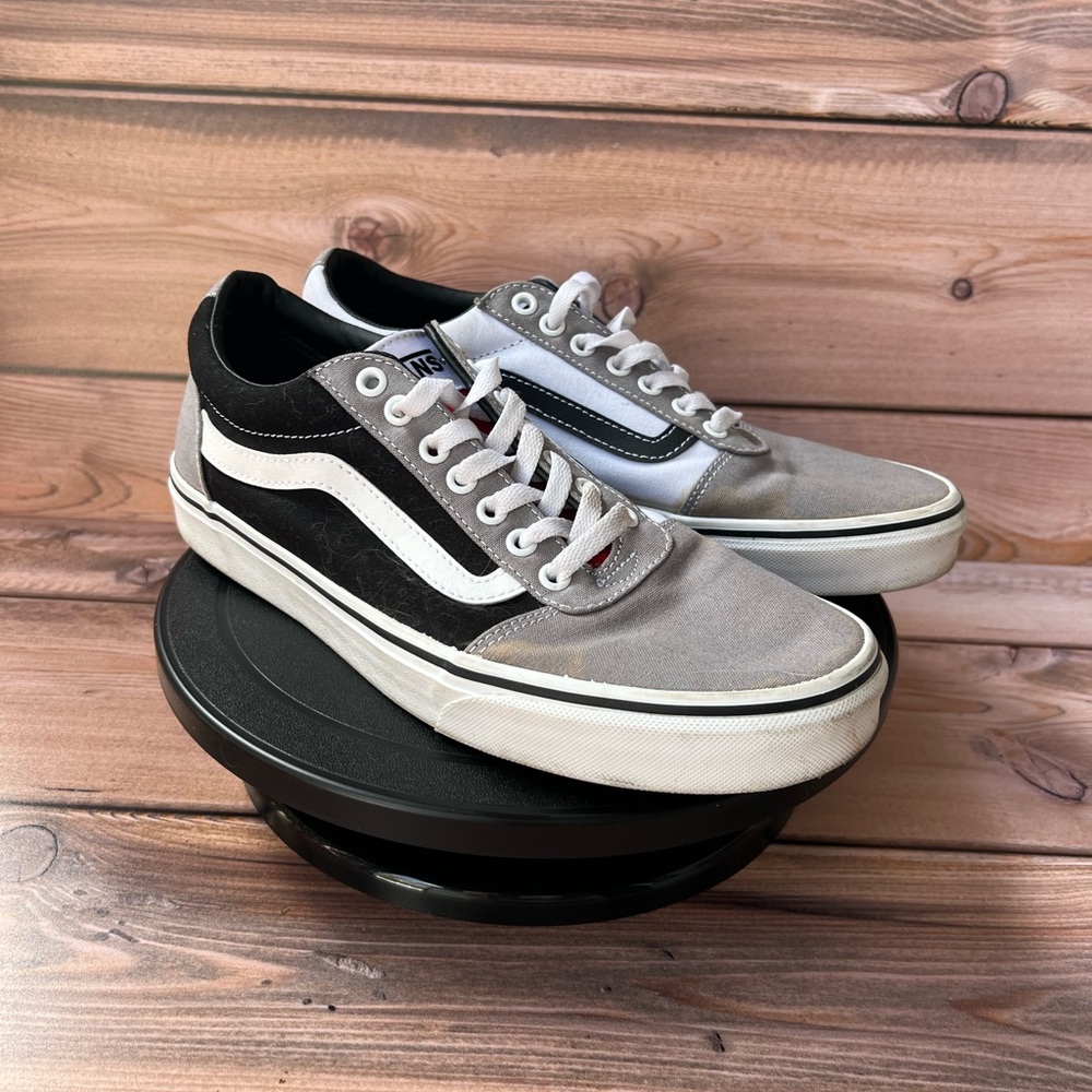 Vans Men's Black, White, and Gray Sneakers